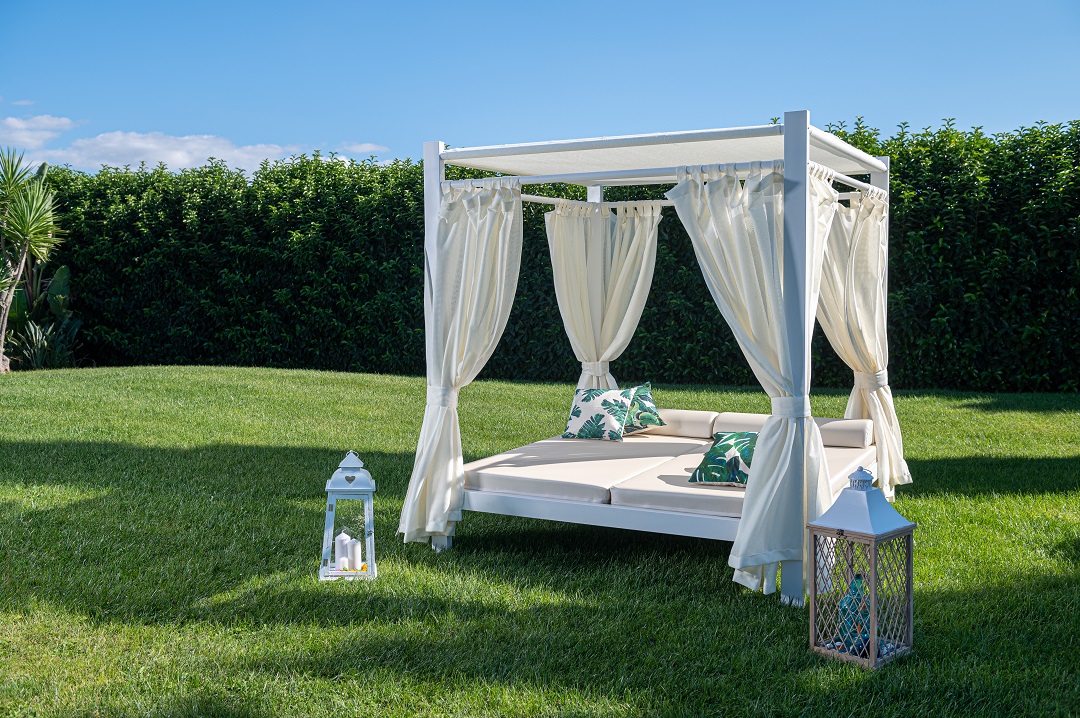 Gazebo daybed bianco Harmony Ciccarese